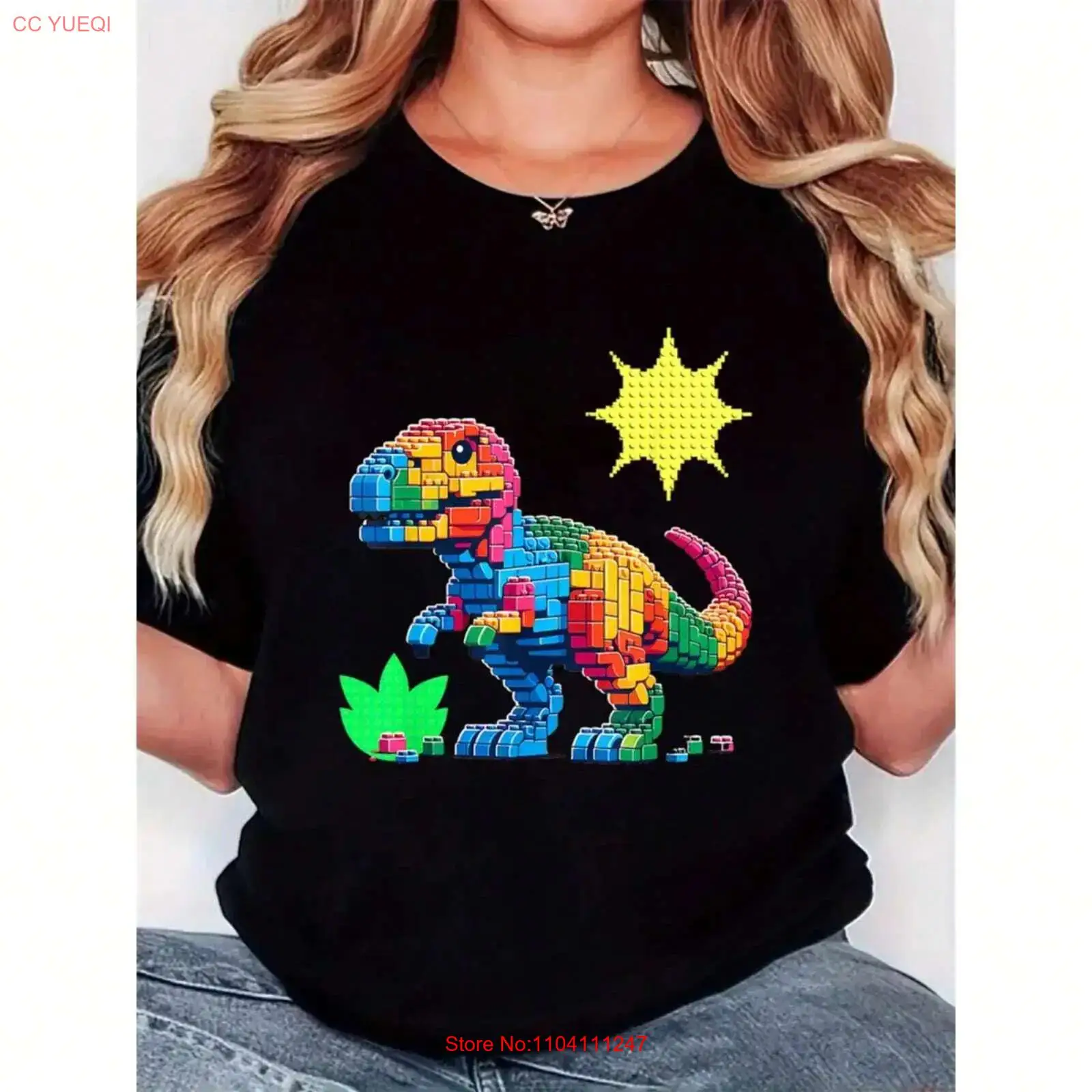 Vintage Fashion Build - Damska koszulka z kolorowym nadrukiem dinozaurów
