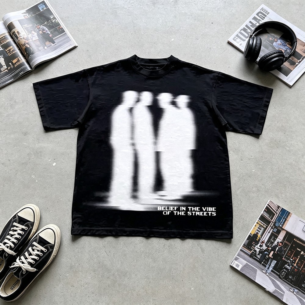 Vintage Vibes Fashion - T-shirt z grafiką Blurry Silhouette Street