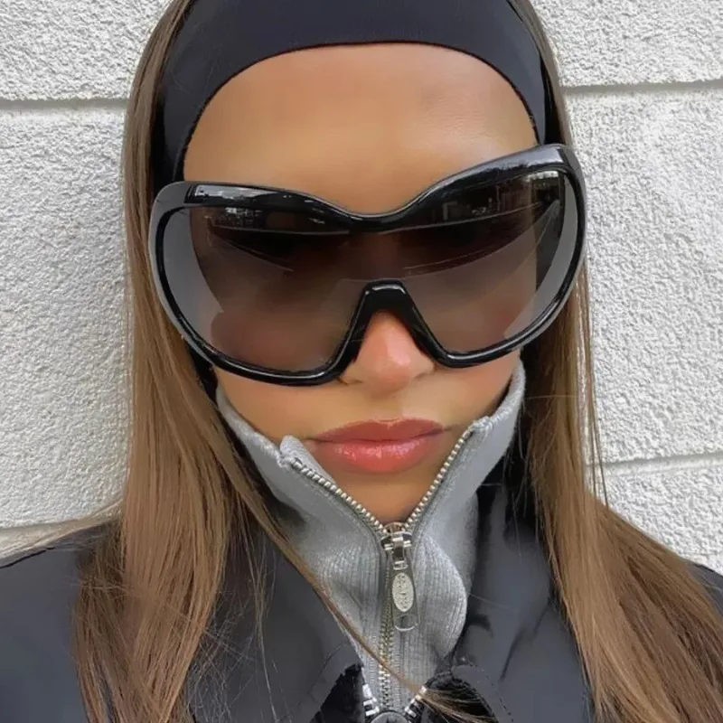 Duże okulary przeciwsłoneczne  – Vintage Fashion Pieces recenzja i cena